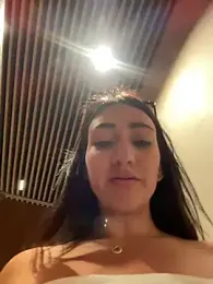 Ninabigtitied webcam model stream image