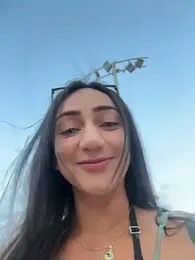 Ninabigtitied webcam model stream image