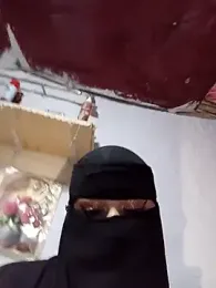 -Batta- webcam model stream image