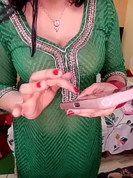 PRIYA_22 webcam model stream image