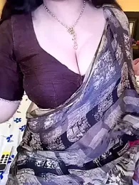 PRIYA_22 webcam model stream image