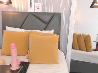 luciarios webcam camsoda model stream image