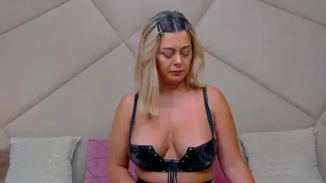 ChloeFrost webcam model stream image