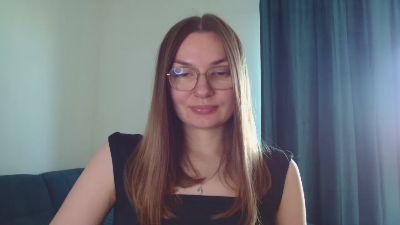 EllyHEARTx webcam model stream image