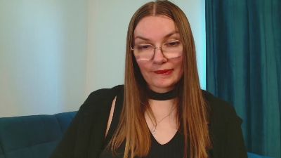 EllyHEARTx webcam model stream image