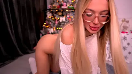 KylieJoyce webcam model stream image