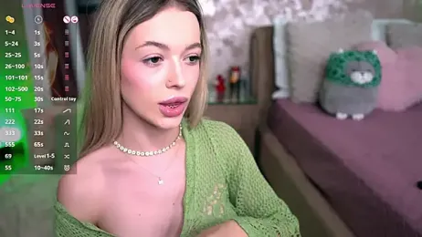 KylieJoyce webcam model stream image