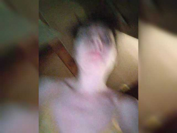 caroliiine webcam model stream image