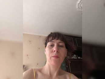 caroliiine webcam model stream image
