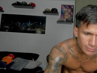 Petter Grey webcam model stream image