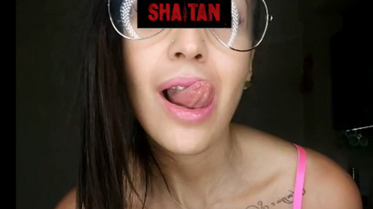 Shaitan webcam model stream image
