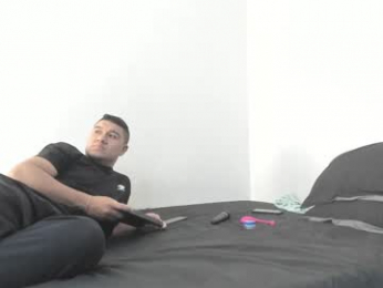 sunnyandevan webcam chaturbate model stream image