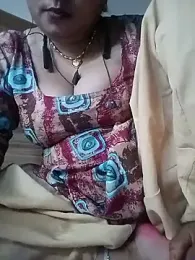 Menka_cut34 webcam model stream image