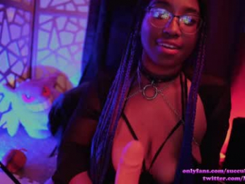 succubus_rosemilk webcam model stream image
