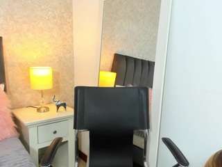 madison-wiilde webcam model stream image