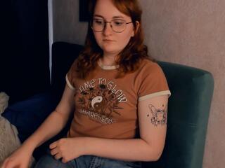 Silver Curson webcam model stream image