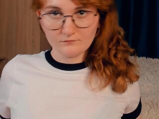 Silver Curson webcam model stream image