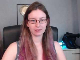 emmatease94 webcam model stream image