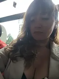 tata_sanz_ webcam model stream image