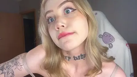 hanna_cry_baby webcam model stream image
