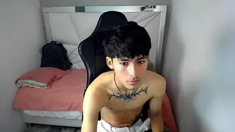 yiisu_ webcam model stream image