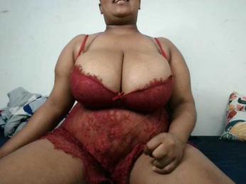 BIGTITTISXX webcam bongacams model stream image