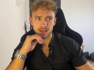 Tyler Hartman webcam model stream image