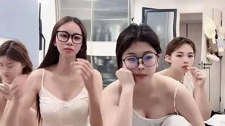 18_MMSSYY webcam model stream image