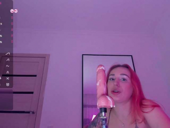 pleasure-on webcam model stream image