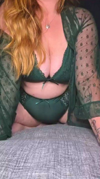Leigh_c webcam model stream image