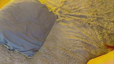 DongVoto webcam model stream image