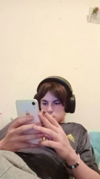Alexitwink19 webcam model stream image