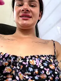 MiraReach webcam model stream image