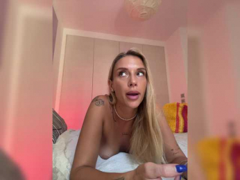 MerryBaby webcam bongacams model stream image