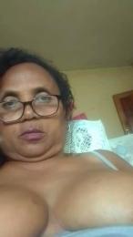 momsexy_xxx webcam preview