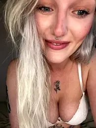 lovecassyrose webcam stripchat model stream image