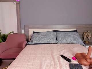 ashly-hills webcam model stream image