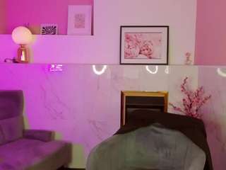 kyliemellow webcam model stream image