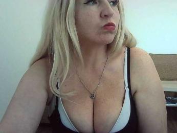 Multiply-orgazm webcam bongacams model stream image