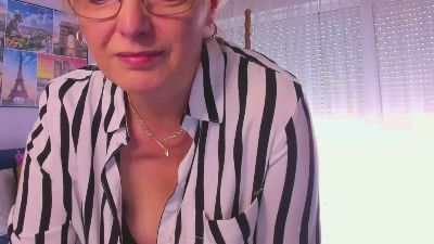 VanessaLUX webcam model stream image
