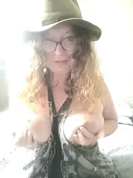 PerpetuaAnastagi webcam model stream image