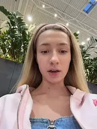 Lia__Love webcam stripchat model stream image