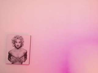 milliebobby webcam model stream image