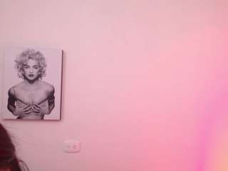 milliebobby webcam model stream image