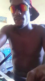 Coffeeblack23cm webcam model stream image