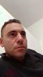 1988_am webcam model stream image