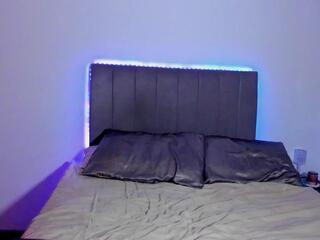 Anny Cooperr webcam model stream image