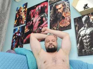 hugearms webcam model stream image