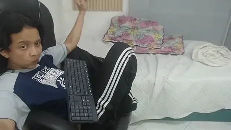 naty_18 webcam model stream image