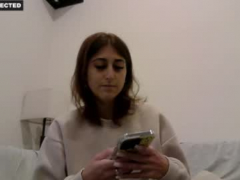 raiyvyn webcam model stream image